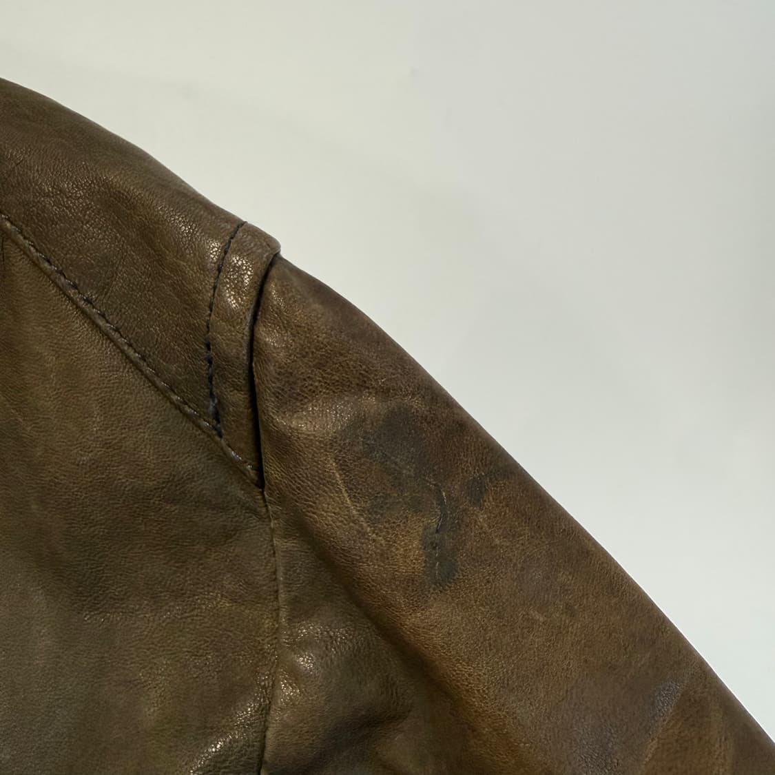 트루젠 하드에이징 레더자켓  상품이미지7