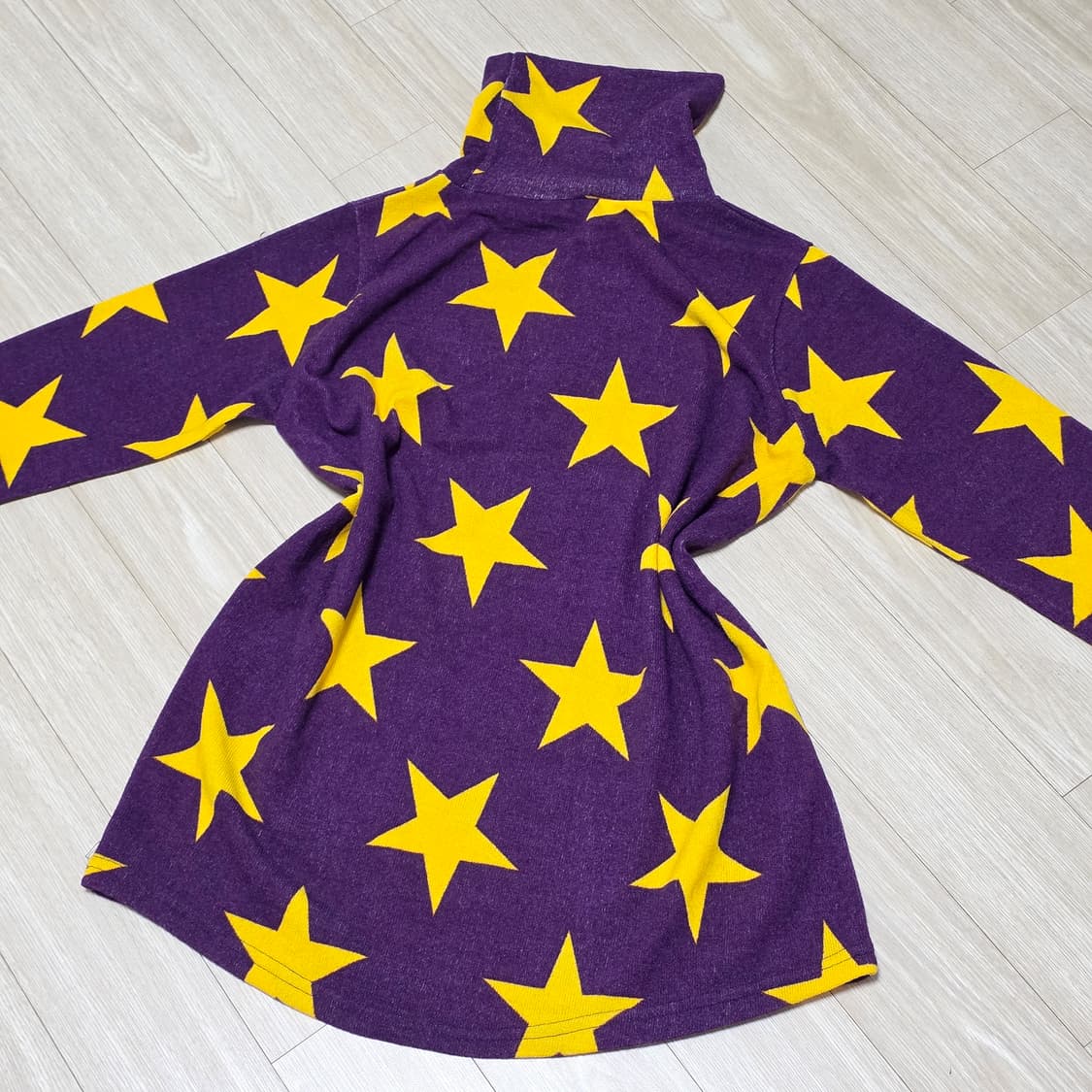 퍼플x옐로우 스타 대장 니트 폴라넥롱슬리브 상품이미지3