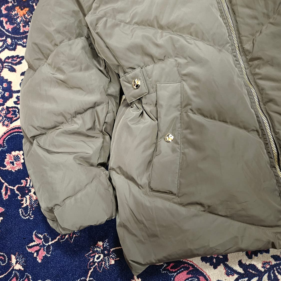 마리끌레르 23FW 하이넥 구스다운 패딩 38size 상품이미지8