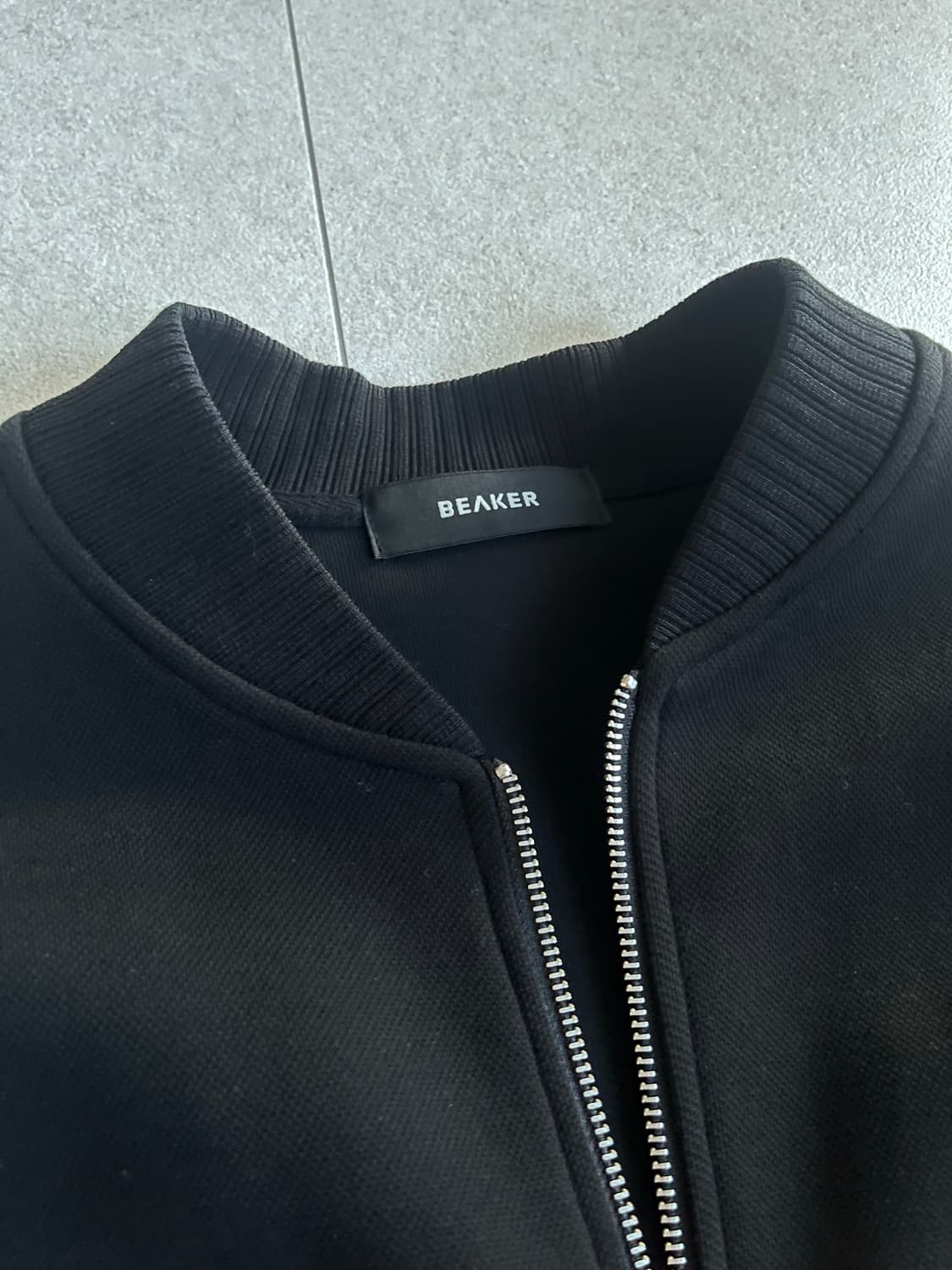 비이커 바시티자켓 아시는분 ㅠㅠ 상품이미지3