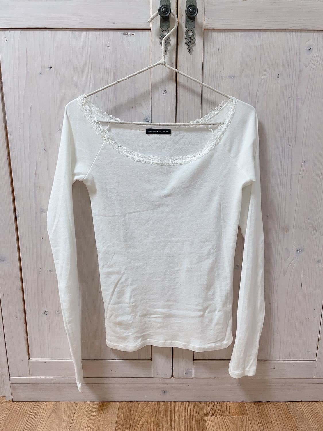 브랜디멜빌 레이스 화이트 롱슬리브 티셔츠 상품이미지1