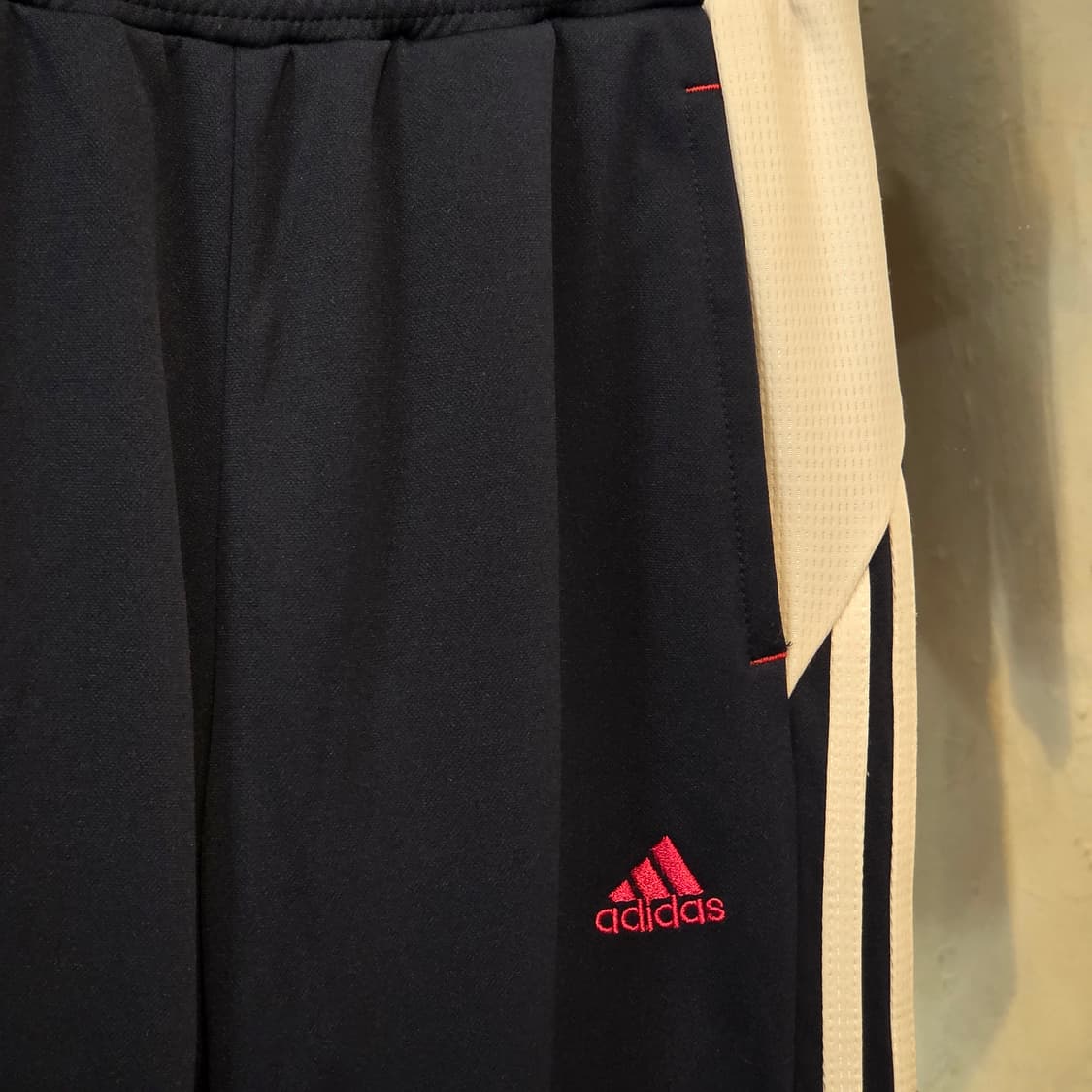 아디다스 재팬 네이비 트랙팬츠 상품이미지3