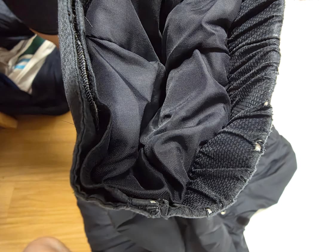 나이키 블랙 경량패딩 자켓 90 (실측 70/55) 상품이미지3