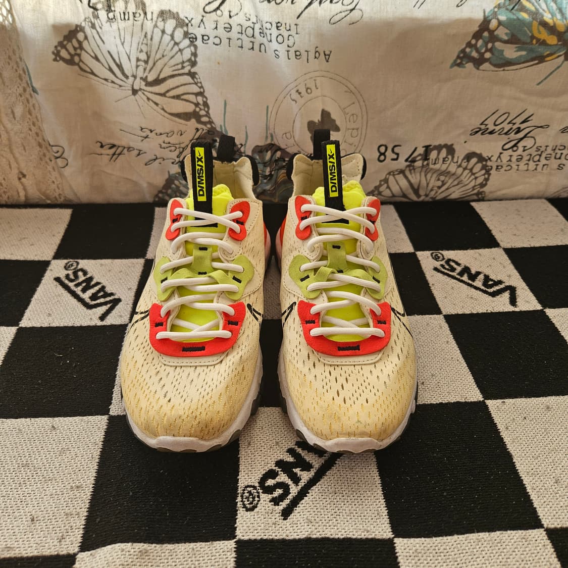 나이키(Nike) 리엑트 비전 오렌지볼트 러닝화 235 상품이미지2