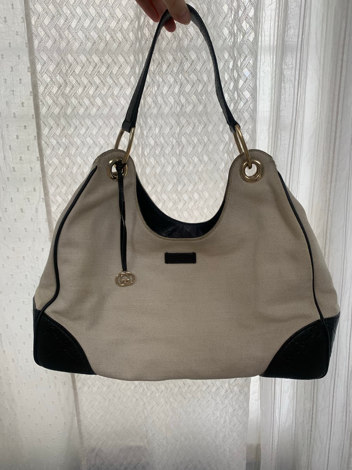 구찌 GUCCI 캔버스 숄더백 아이보리 블랙 상품이미지1