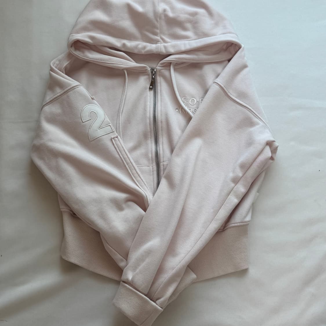 클리시어 25 소프트 핑크 후드집업 상품이미지3