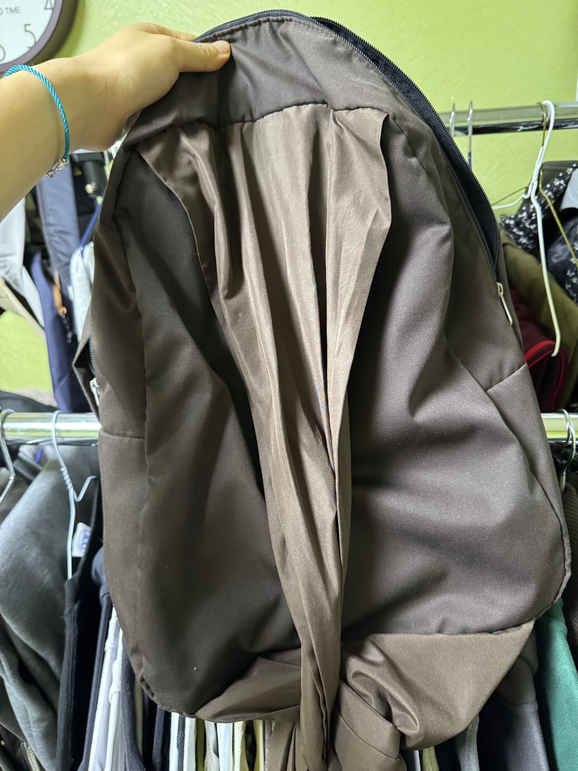 이우가마카라스 브라운 매듭 백팩 상품이미지2