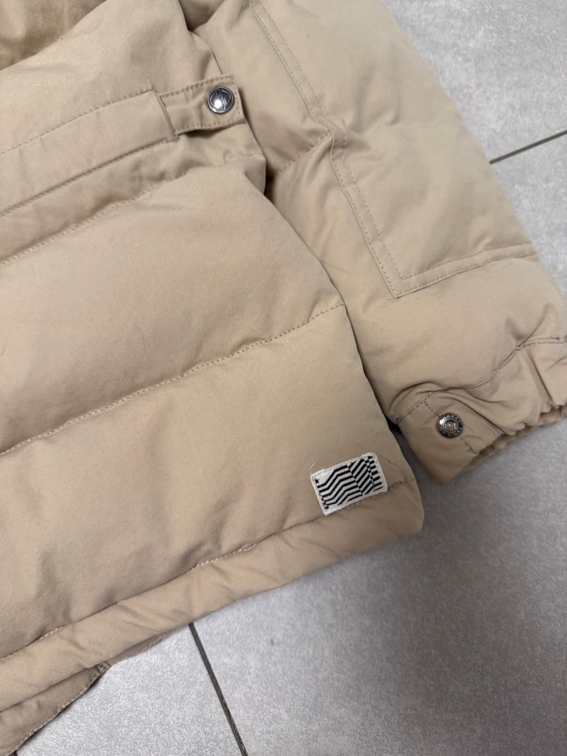 골든구스다운자켓 xs 상품이미지10