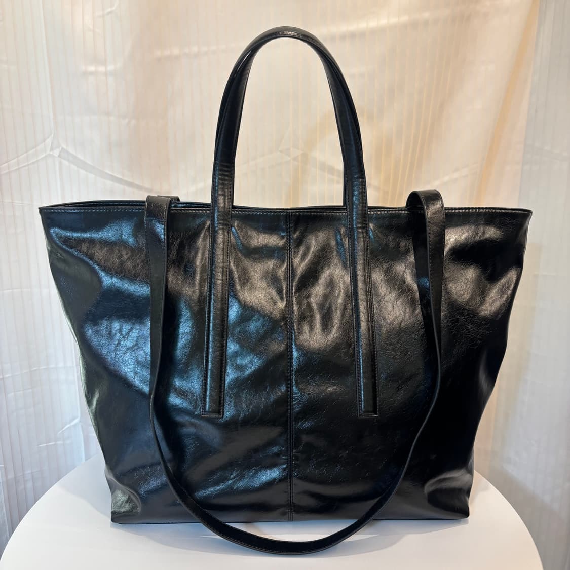 정품 밈더워드로드 크랙 레더 빅 토트백     상품이미지4