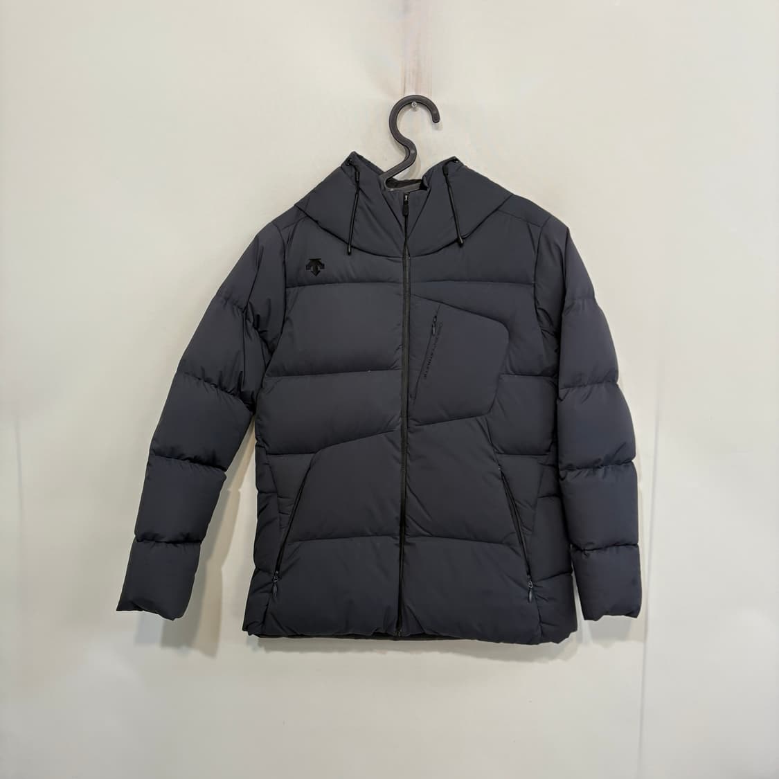 데상트 여성 오리털 패딩 90 빵빵함 상태최상 상품이미지1