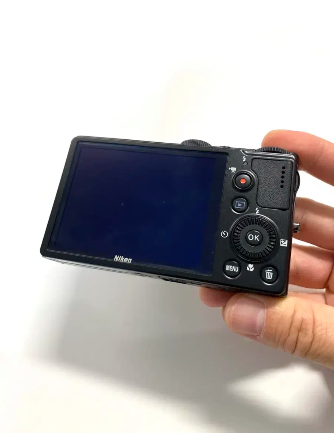 니콘 쿨픽스 P300 디지털 카메라 상품이미지2