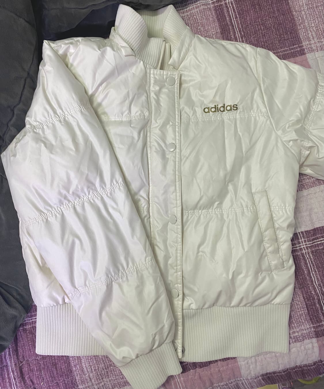 아디다스 화이트 아이보리 패딩 상품이미지3
