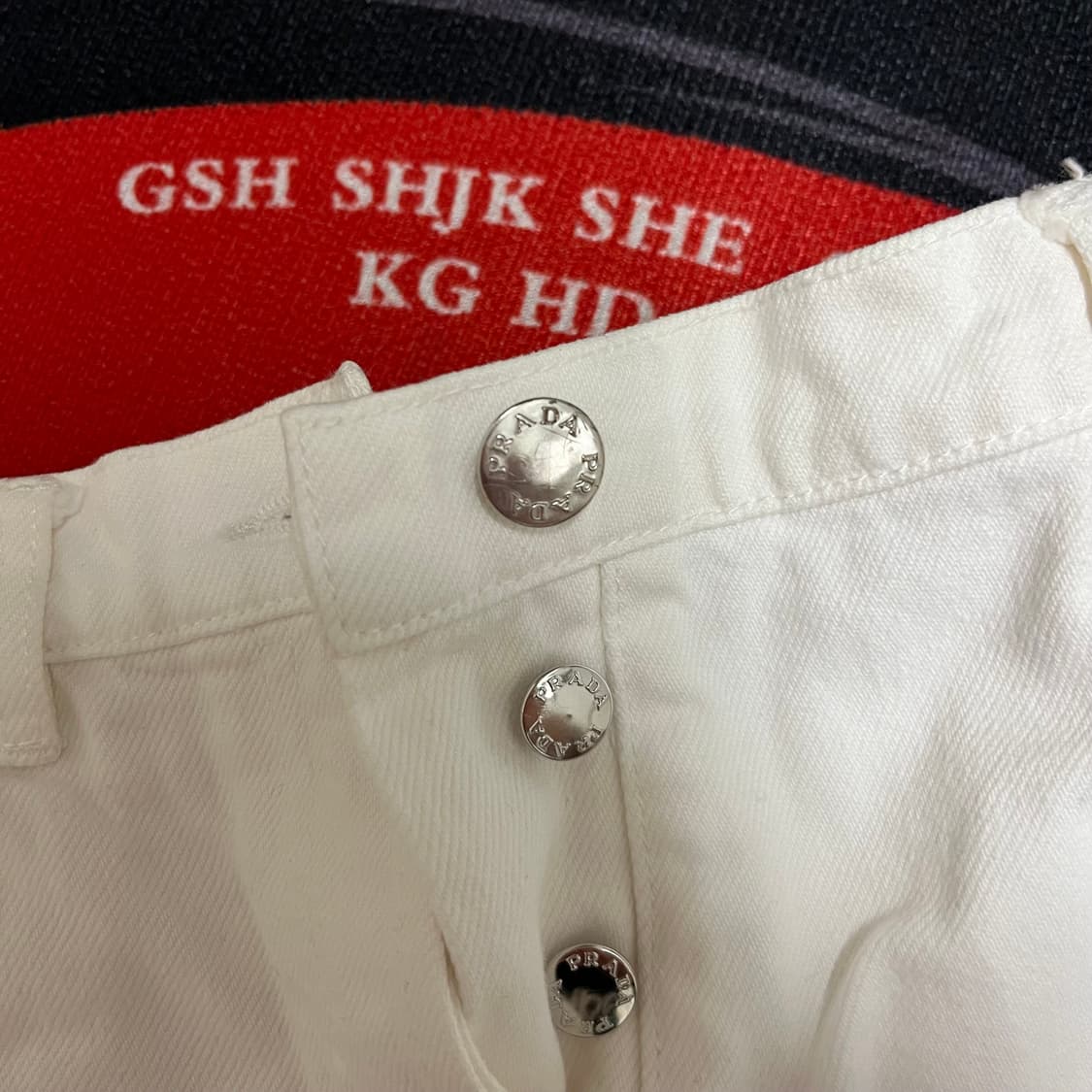 프라다 불 데님쇼츠 화이트 Size.26(XS) 상품이미지6