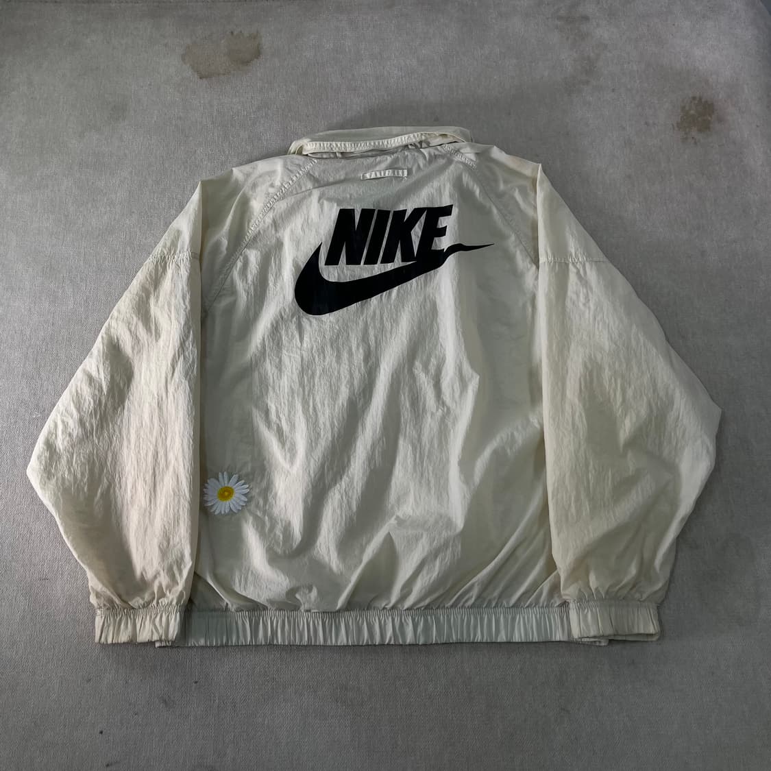 105 나이키 데이지 HBR 우븐 바람막이 자켓  상품이미지2