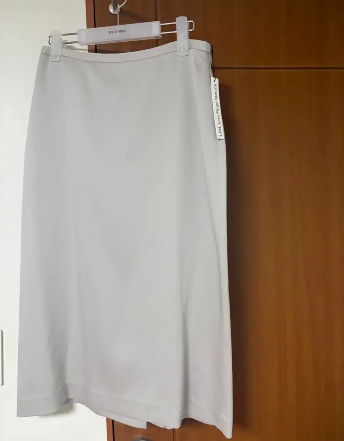 새상품) 엘에프엠 Silky A-line Long Skirt 상품이미지3