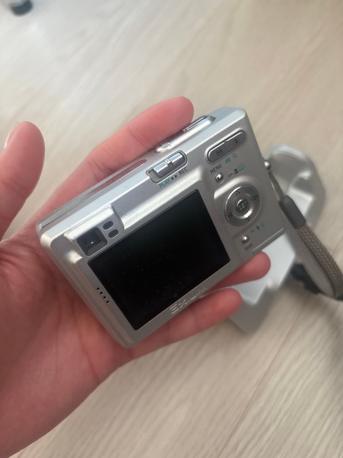 카시오 디지털카메라 ex-z3 상품이미지2