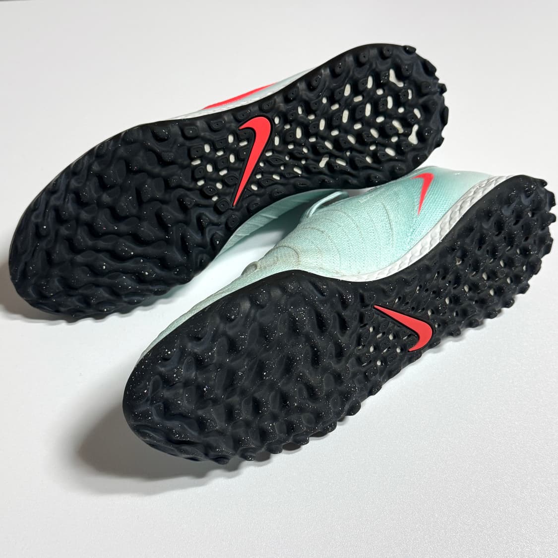 나이키 팬텀 gx 2 프로 tf 250 상품이미지5