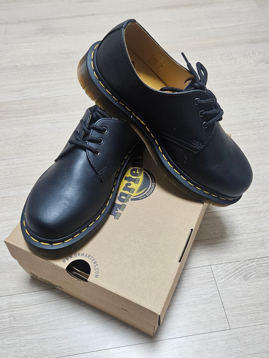 닥터마틴 1461 나파블랙 250 새상품 상품이미지3