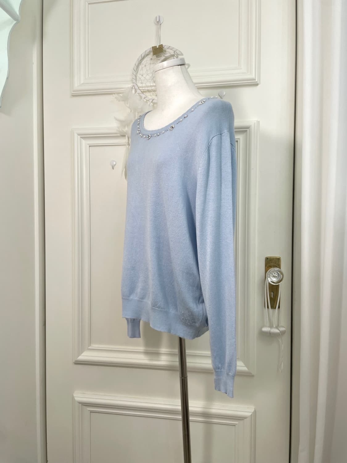 blue neck beads point loose knit top 상품이미지2