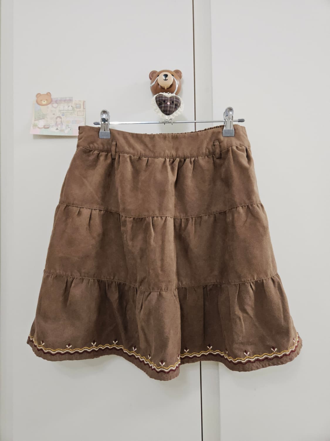 [착용샷] 빈티지 스웨이드 자수 캉캉스커트 상품이미지2