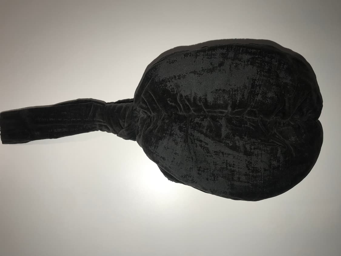 르메르 벨벳 펄스백 볼백 상품이미지3