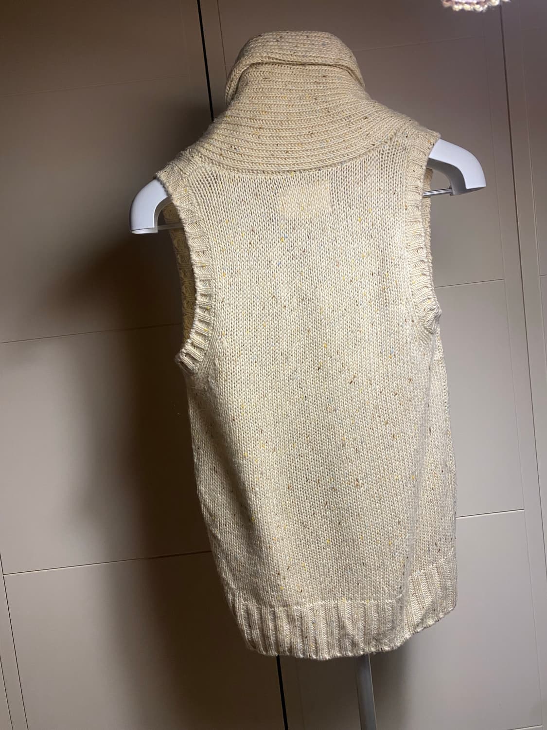 하트마켓 아이보리 니트 조끼 FREE 상품이미지4