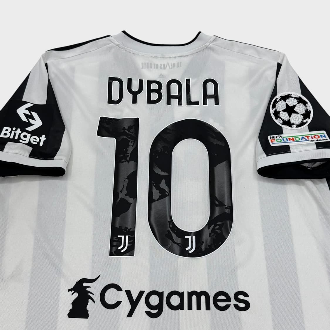 21-22 유벤투스 홈 No.10 파울로 디발라 상품이미지7
