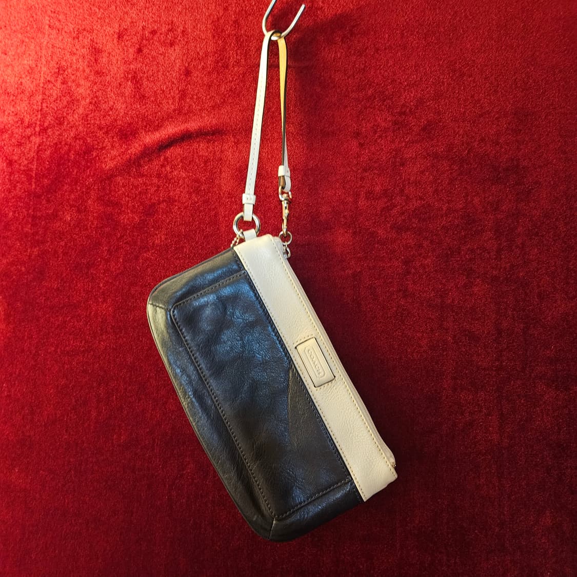 코치(COACH) 투톤 블럭 미니백 22 x 12 size 상품이미지3