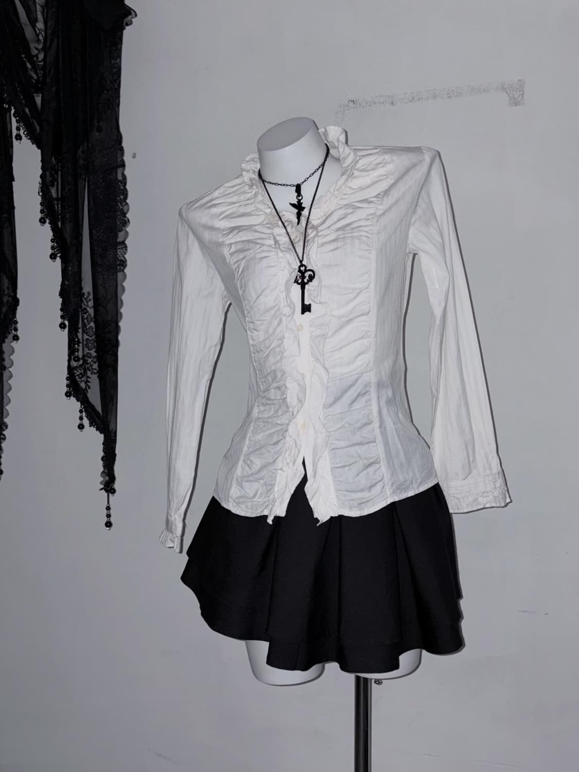 다크로맨틱 고스 코디세트 4피스 - 프릴, 시스루, 코르셋, 벨벳 상품이미지6