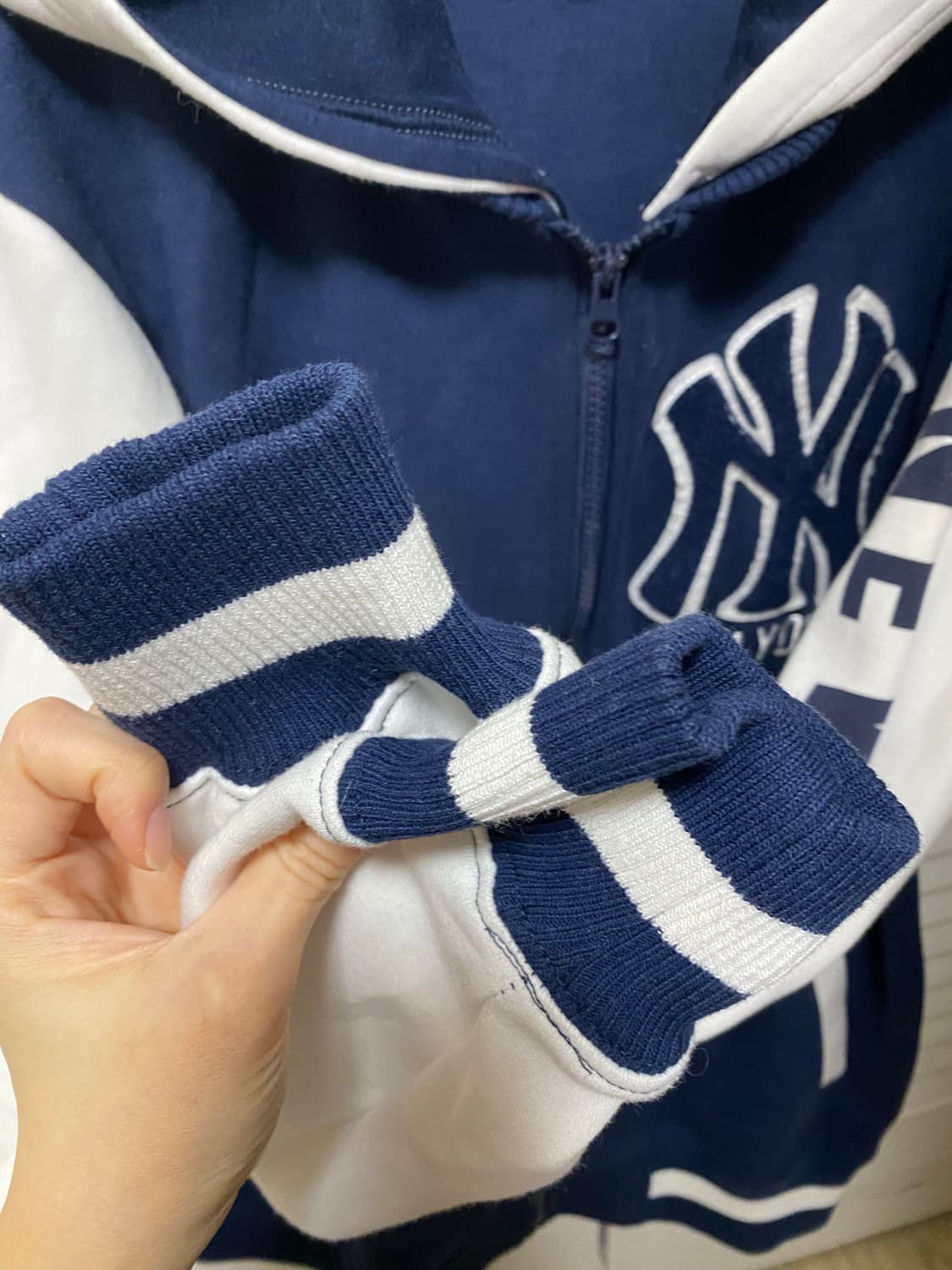 엠엘비 후드 집업 상품이미지4