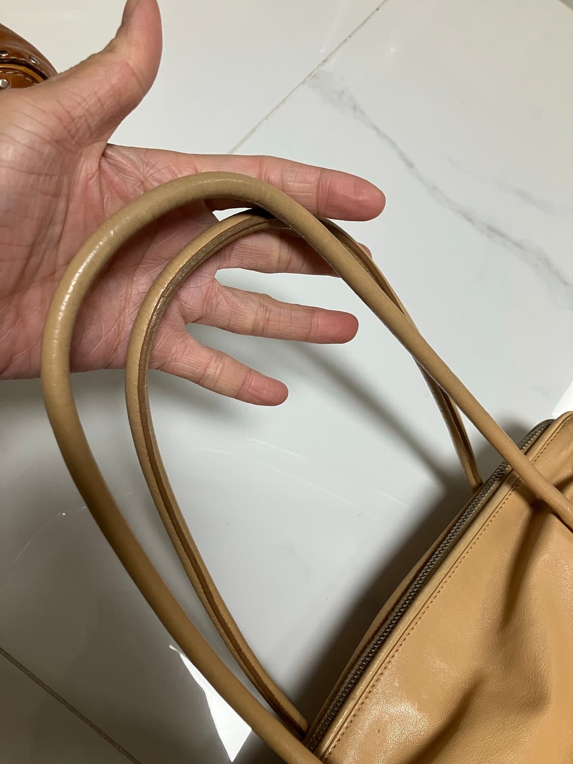 미우미우 버터색 베이지 가죽 숄더백 빈티지 상품이미지6
