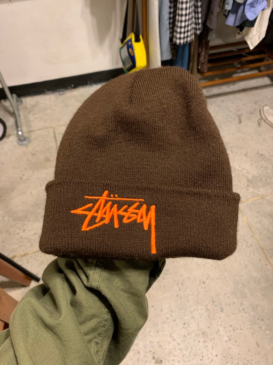 Stussy 브라운 오렌지 자수로고 비니 상품이미지2