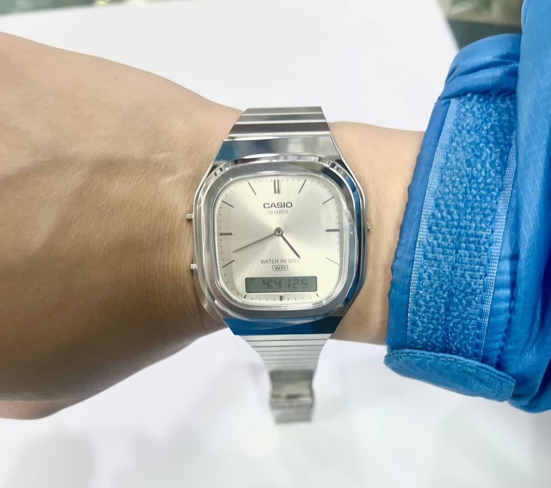 카시오 메탈 스퀘어 화이트 시계 새상품 :) 상품이미지4