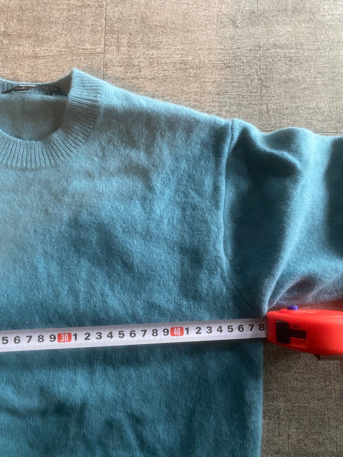 Uniqlo 유니클로 올드스쿨아메카지스트릿 니트스웨터 상품이미지2