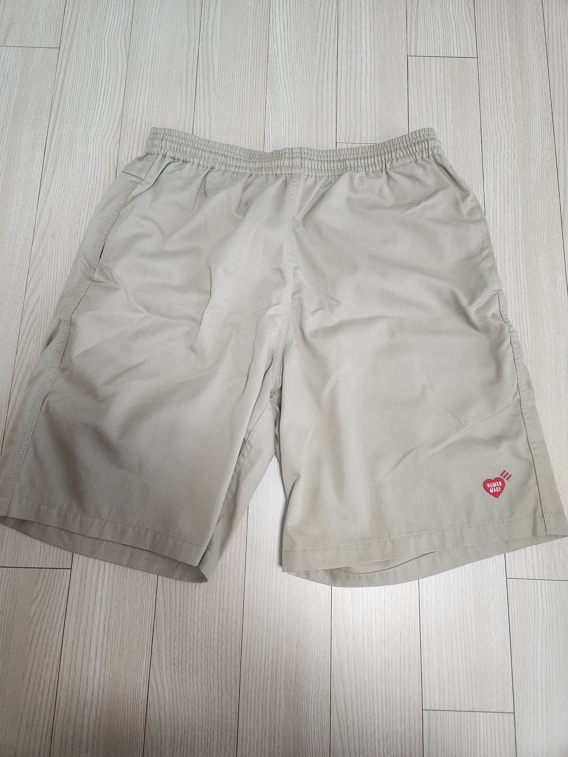 휴먼메이드 반바지(시착제품) 팝니다 상품이미지1