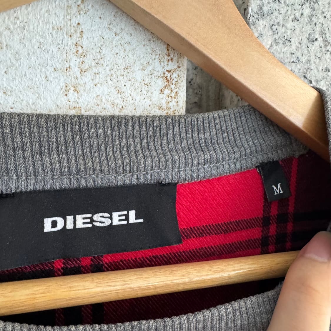 디젤 라인 지퍼 디테일 맨투맨 상품이미지9