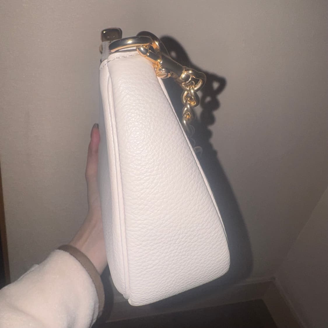 코치 테리 숄더 백 위드 핀 (더스트백 있음) 상품이미지5