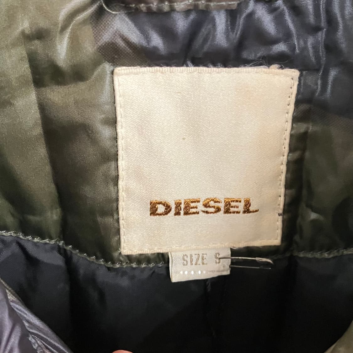 디젤 카모플라쥬 밀리터리 경량 패딩 자켓 S 상품이미지3