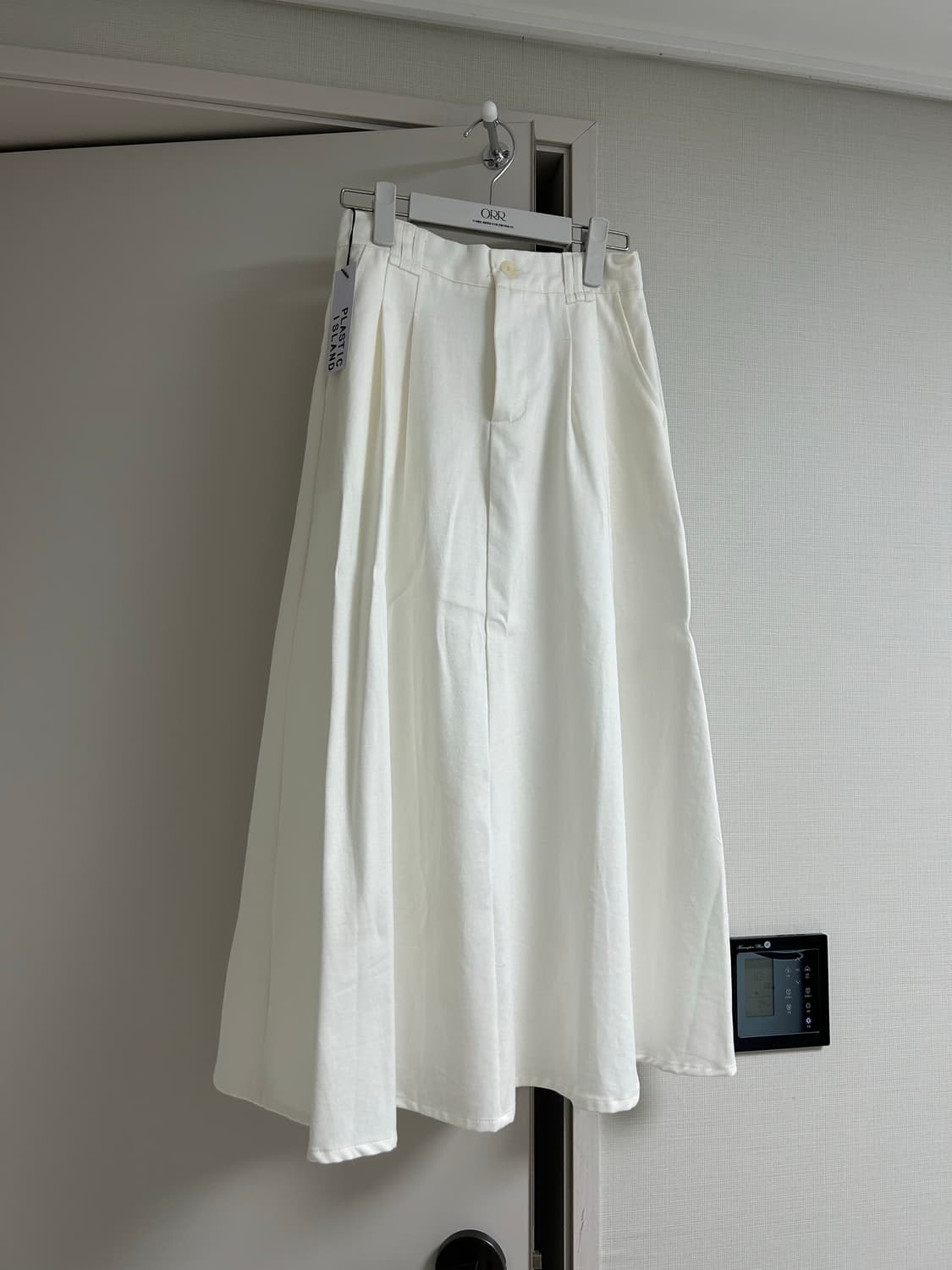 플라스틱아일랜드 플레어 스커트 상품이미지1