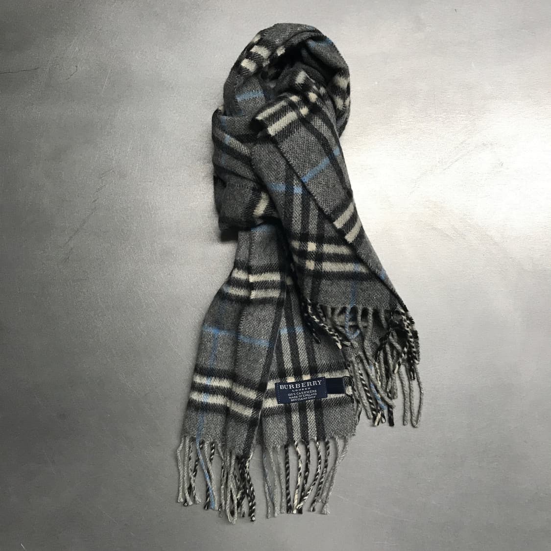 버버리 정품 캐시미어 머플러 그레이 상품이미지1