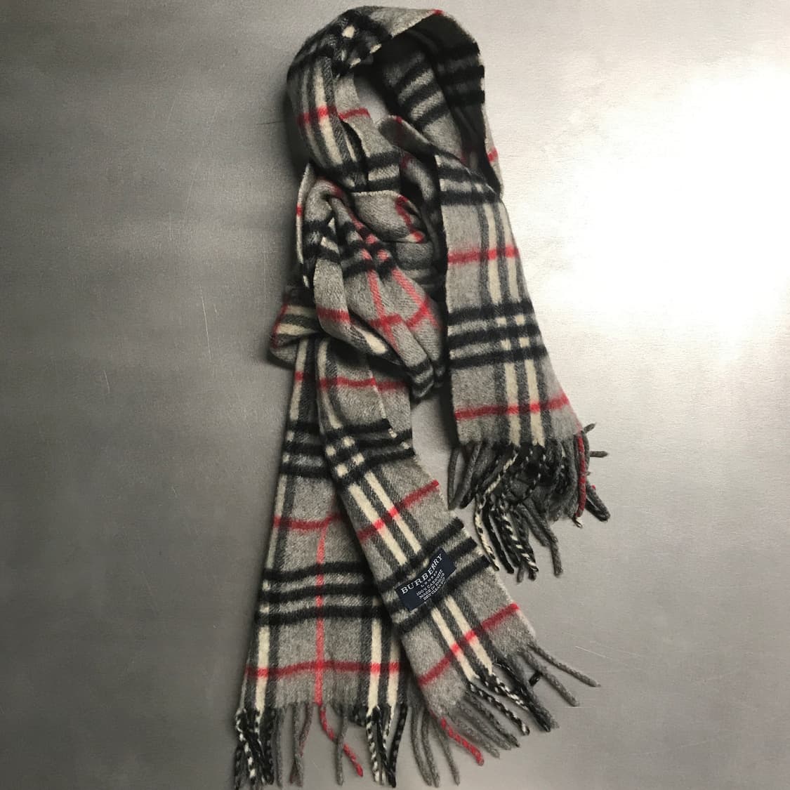 버버리 정품 캐시미어 머플러 그레이 상품이미지4