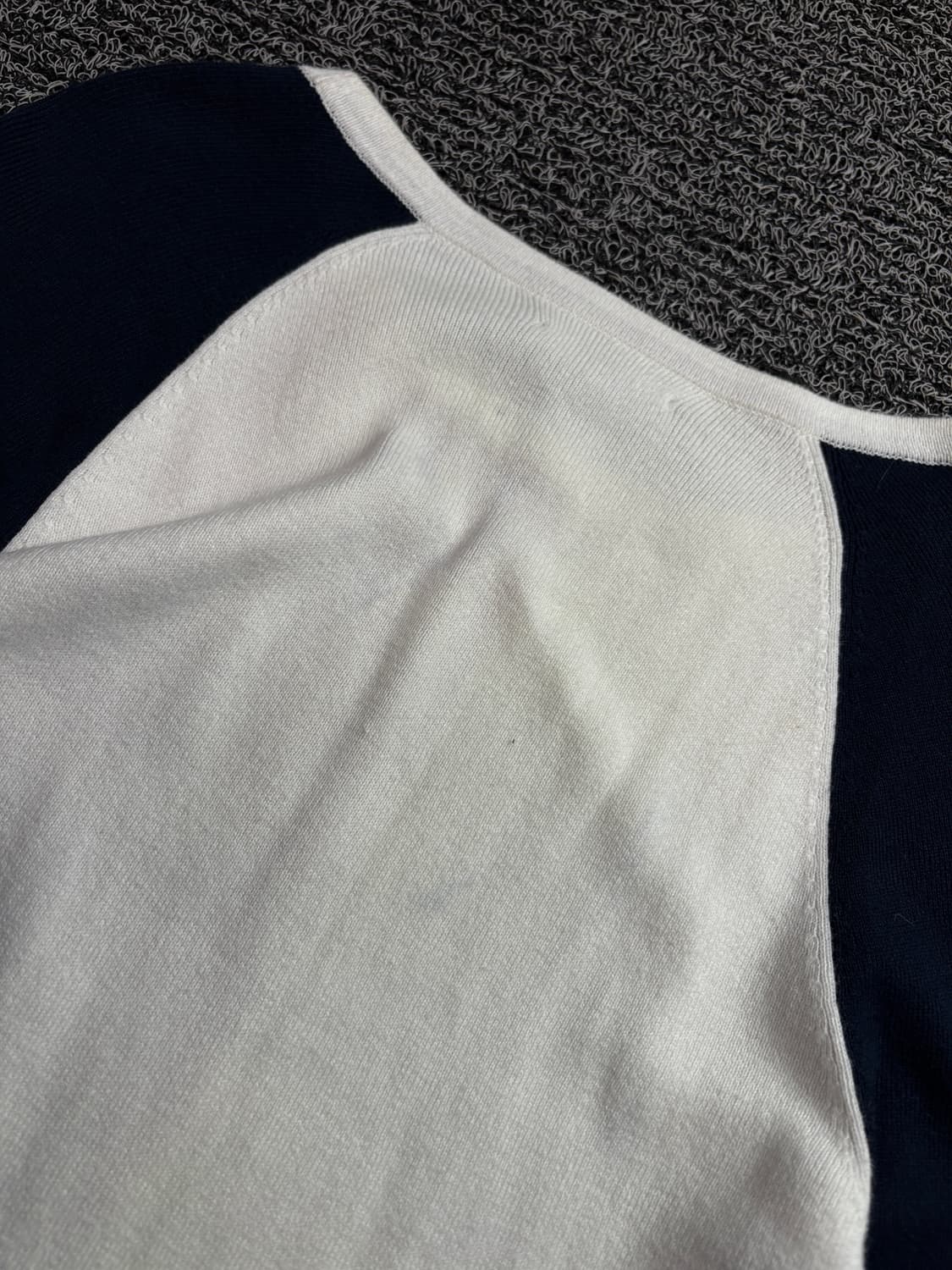 타미힐피거 아카이브 라운드넥 배색 니트 스웨터 2312 상품이미지5