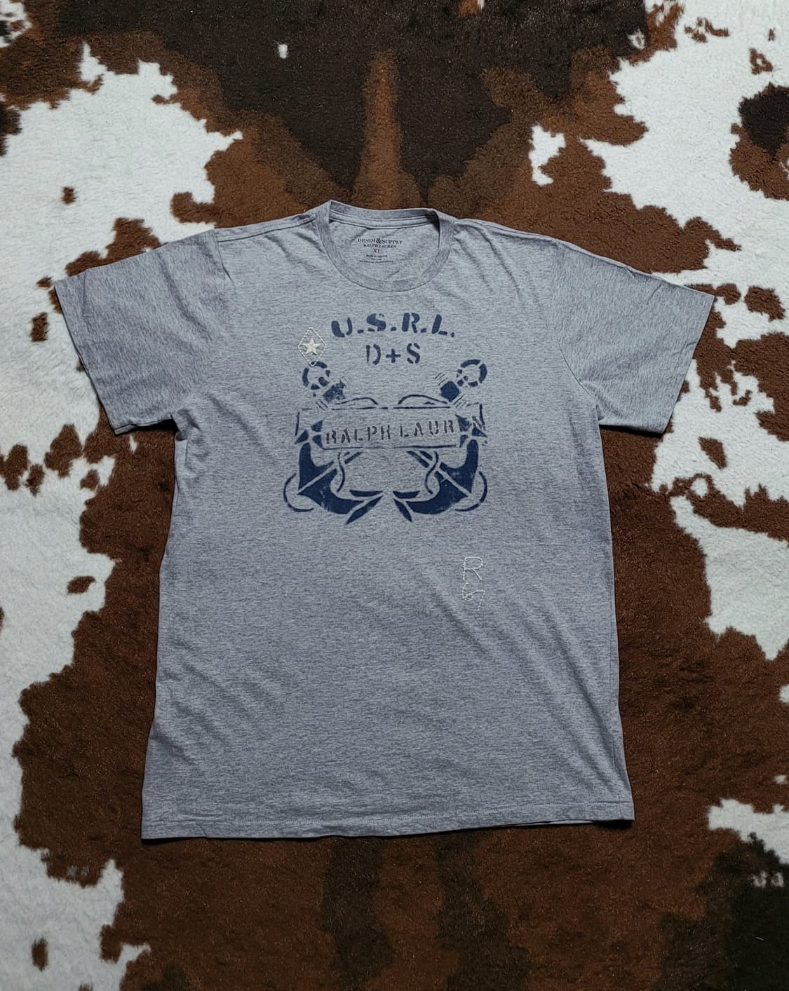 (새상품)데님앤서플라이 남성용 자수 그레이 반팔티셔츠(XL) 상품이미지2