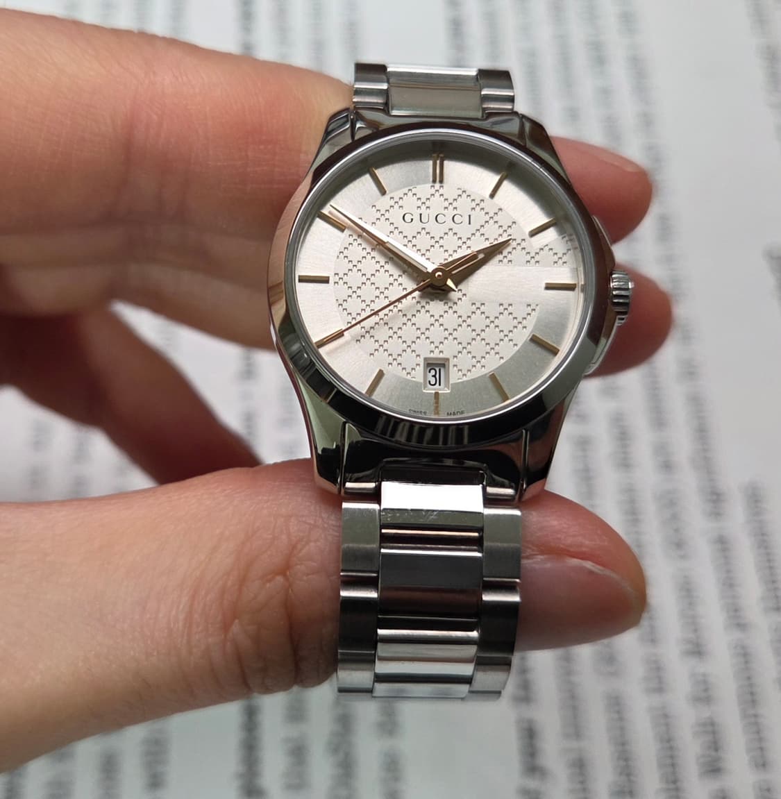 구찌 G타임리스 126.5 실버다이얼 여성용 쿼츠 브레이슬릿 ver.
 상품이미지3