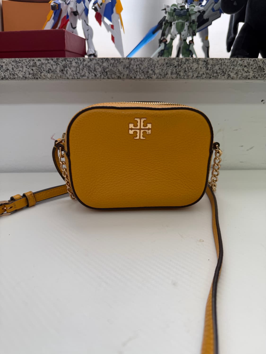 정품) 토리버치 옐로우 미니 크로스백 체인백  상품이미지1