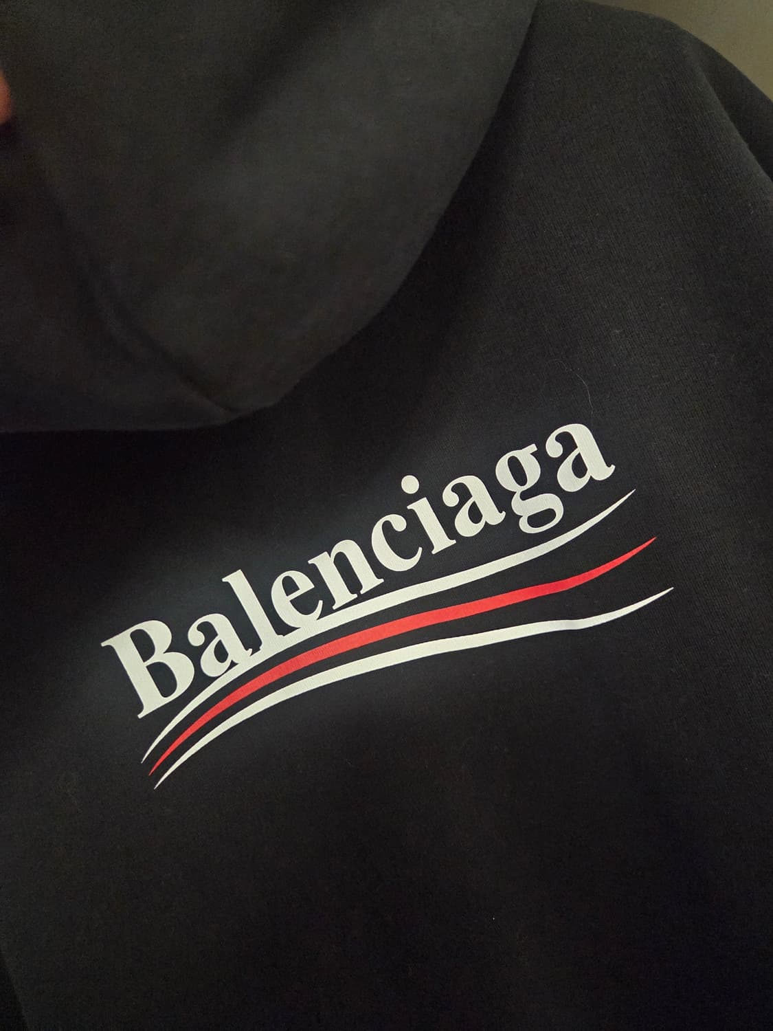 발렌시아가 웨이브 로고 후드티 블랙 상품이미지3