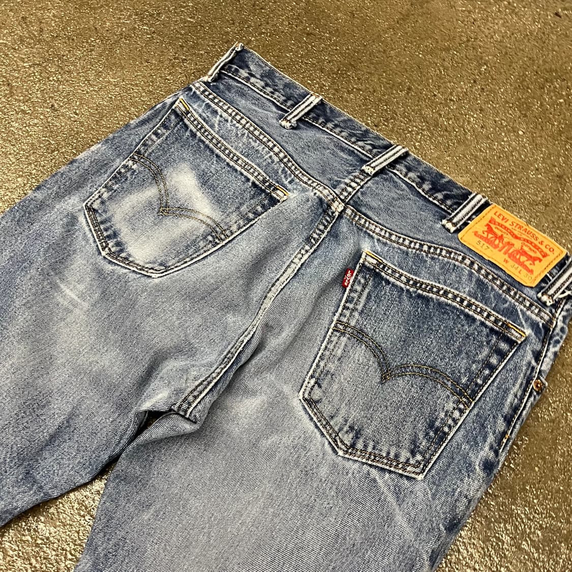 Levis517 데미지 부츠컷 (33“) 상품이미지4