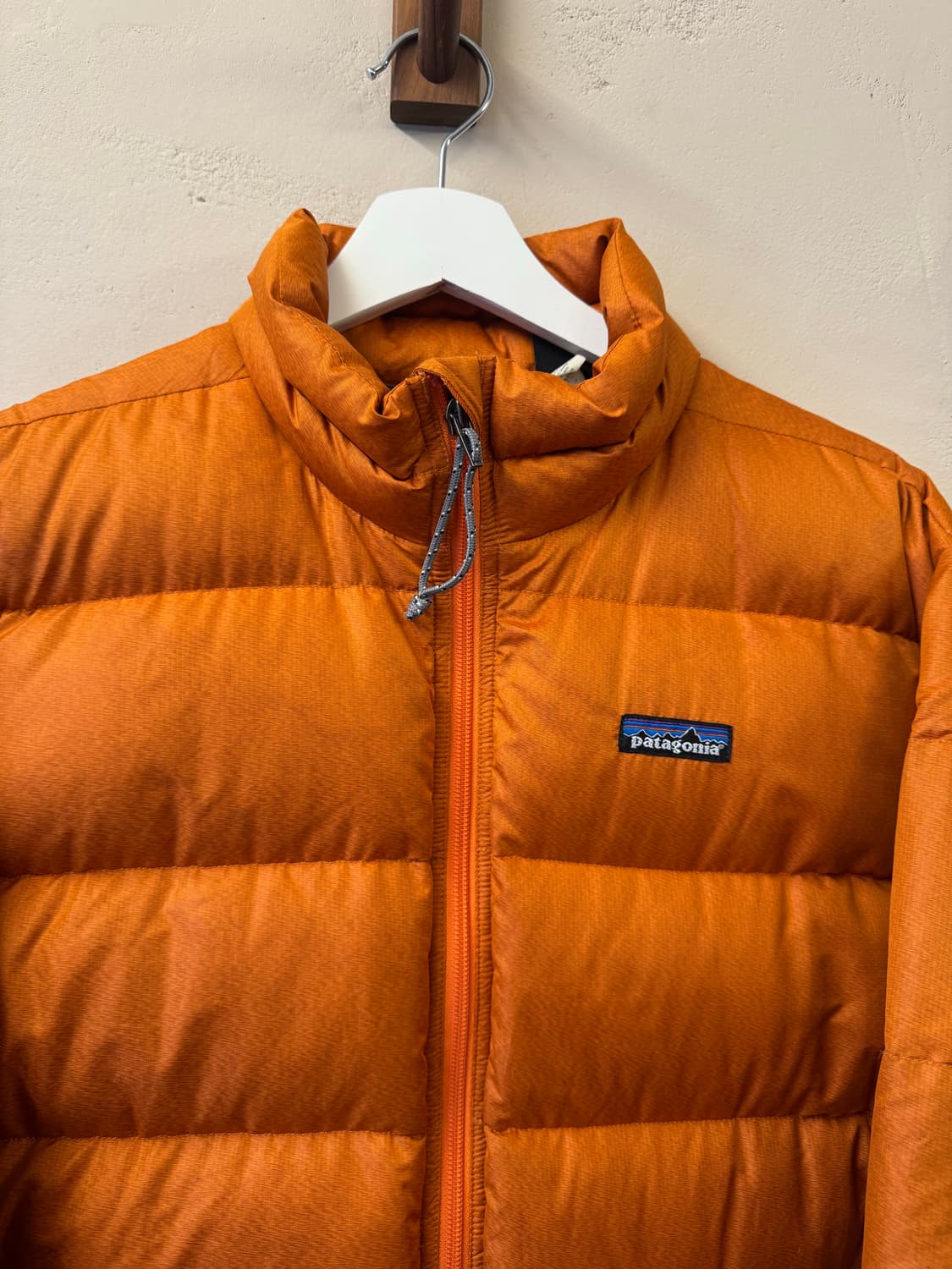 파타고니아 04‘s 패커블 다운 오렌지 패딩 S 상품이미지2