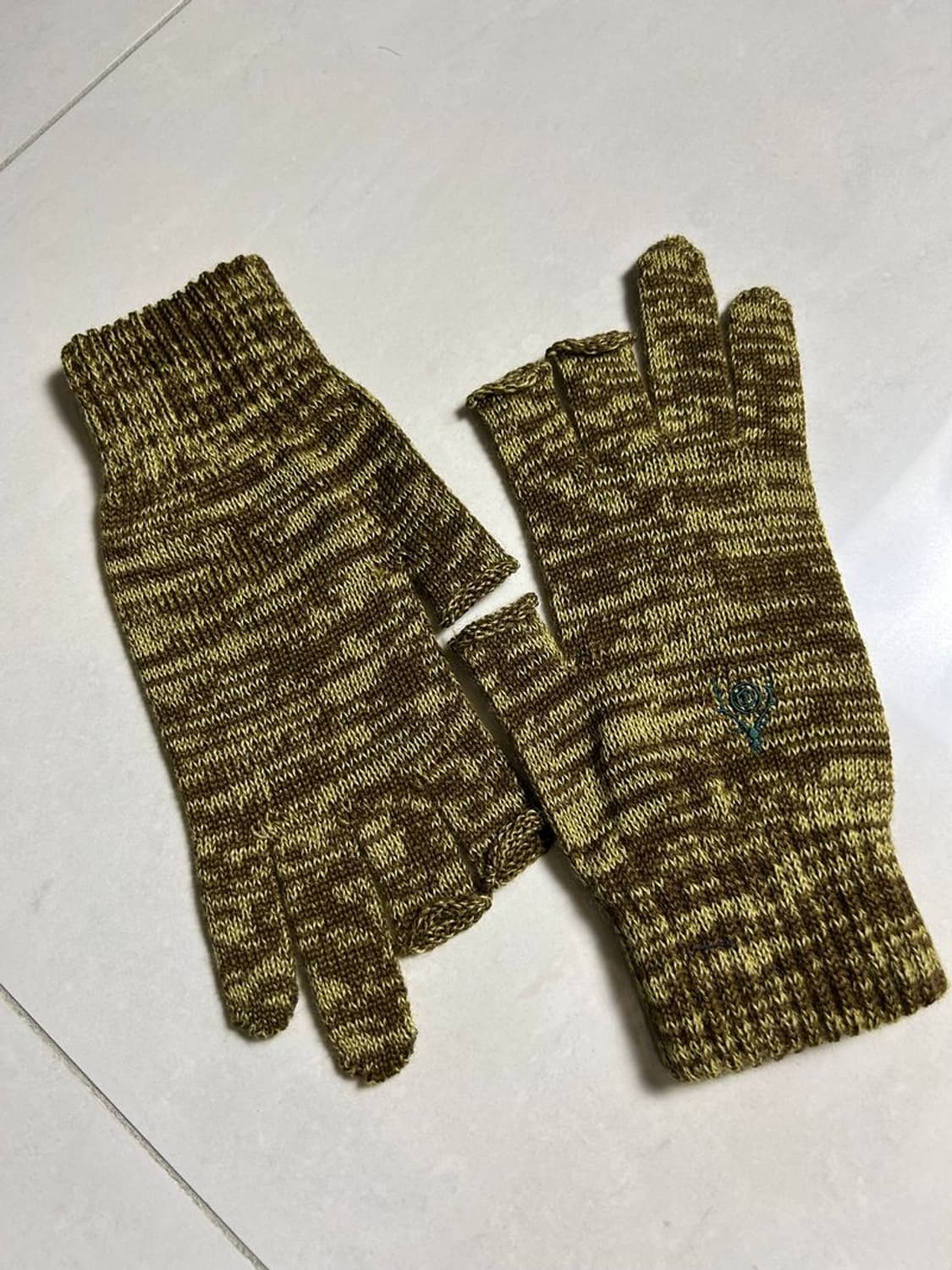 SOUTH2 WEST8 GLOVE 니트 장갑 상품이미지3