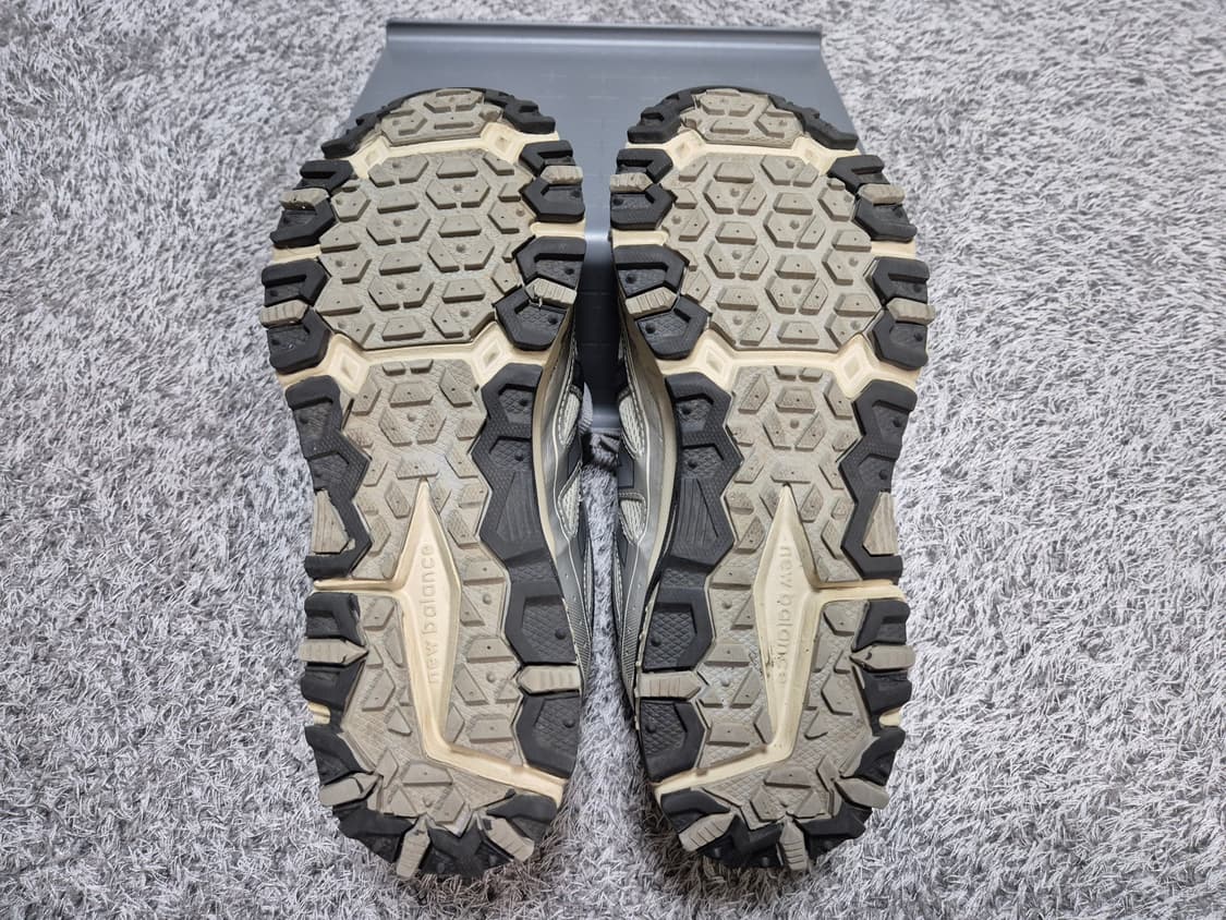 뉴발란스 410V5 2E 실버 260 상품이미지8